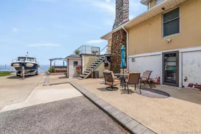 1321 Shore Drive, Bronx, NY 10465 - Photo 31