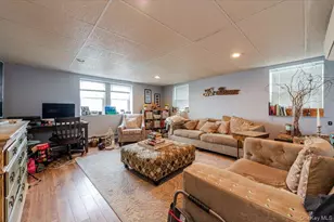 1321 Shore Dr, Bronx, NY 10465 - Photo 19