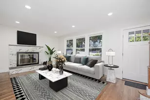 18 Maple Pl, Huntington, NY 11743 - Photo 3