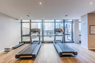 2412 42nd Road #3E, Long Island City, NY 11101 - Photo 15