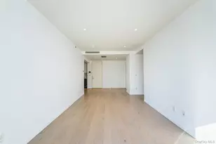 24-12 42nd Rd, Long Island City, NY 11101 - Photo 5