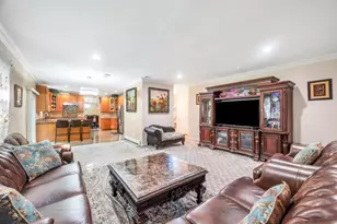 17 Mercer St, Port Jefferson Station, NY 11776 - Photo 15