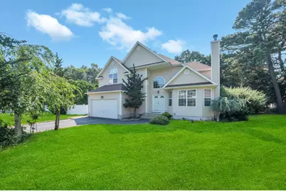 17 Mercer Street, Port Jefferson Station, NY 11776 - Photo 1