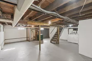 4 Hilton St, Lynbrook, NY 11563 - Photo 25