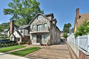 86-22 Somerset St, Jamaica, NY 11432 - Photo 27