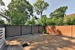 86-22 Somerset St, Jamaica, NY 11432 - Photo 23