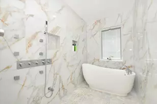 86-22 Somerset St, Jamaica, NY 11432 - Photo 11