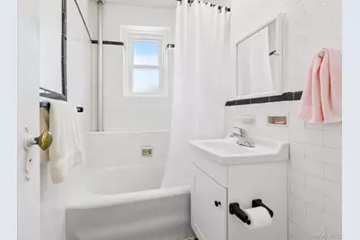 2 Lockwood Avenue #3D, Bronxville, NY 10708 - Photo 7