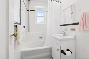 2 Lockwood Ave, Bronxville, NY 10708 - Photo 7