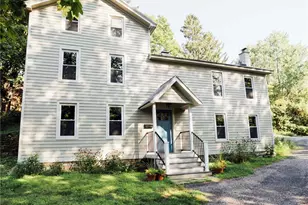 2 Locust St, Chatham, NY 12037 - Photo 29