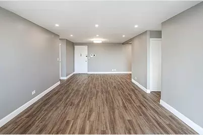 2 Bay Club Drive #1Z3, Bayside, NY 11360 - Photo 7