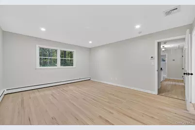 43 Edcris Lane, Huntington, NY 11743 - Photo 23