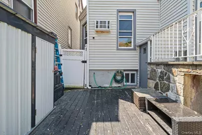 916 Clarence Avenue, Bronx, NY 10465 - Photo 31