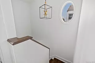 916 Clarence Ave, Bronx, NY 10465 - Photo 19