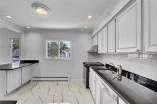 2327 Mattituck Ave, Seaford, NY 11783 - Photo 11