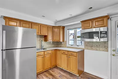 2327 Mattituck Avenue, Seaford, NY 11783 - Photo 17