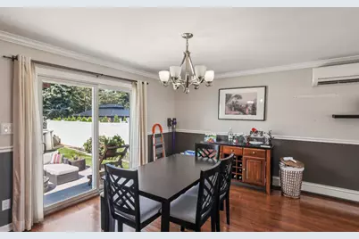 223 N Beech Street, Massapequa, NY 11758 - Photo 7