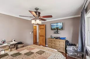 223 N Beech St, Massapequa, NY 11758 - Photo 21