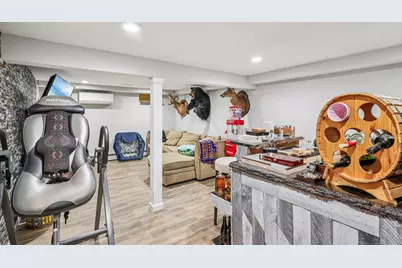 223 N Beech Street, Massapequa, NY 11758 - Photo 25