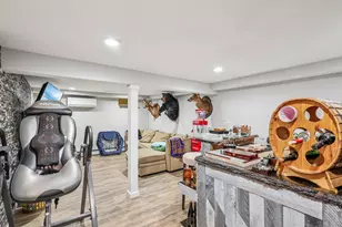 223 N Beech St, Massapequa, NY 11758 - Photo 25