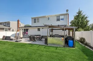 223 N Beech St, Massapequa, NY 11758 - Photo 43