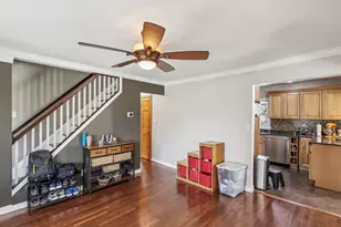 223 N Beech St, Massapequa, NY 11758 - Photo 17