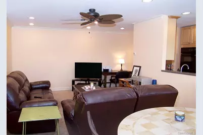 460 Old Town Road #7K, Port Jefferson Station, NY 11776 - Photo 7