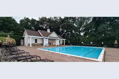 460 Old Town Road #7K, Port Jefferson Station, NY 11776 - Photo 3