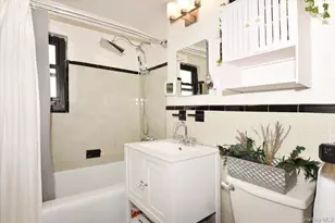 75-40 Springfield Blvd, Oakland Gardens, NY 11364 - Photo 13