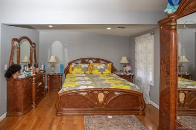 1227 Little East Neck Road, West Babylon, NY 11704 - Photo 25