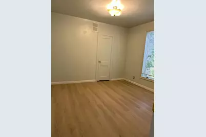 80 Newton Boulevard, Ronkonkoma, NY 11779 - Photo 21