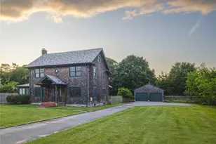 756 Main Rd, Aquebogue, NY 11931 - Photo 31