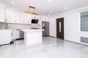 7-15 College Pl, College Point, NY 11356 - Photo 5