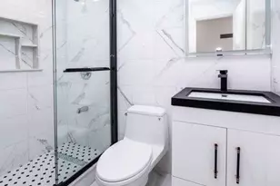 7-15 College Pl, College Point, NY 11356 - Photo 7