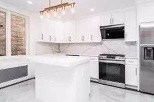 7-15 College Pl, College Point, NY 11356 - Photo 13