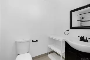 252 Country Club Ln, Pomona, NY 10970 - Photo 31