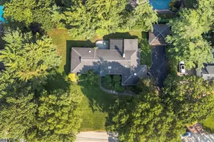 235 Ocean Ave, Lawrence, NY 11559 - Photo 39