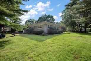 235 Ocean Ave, Lawrence, NY 11559 - Photo 35