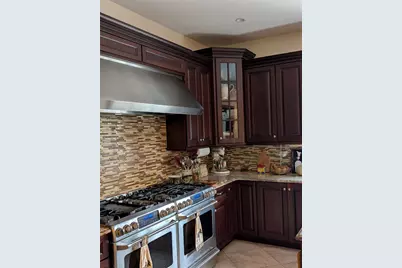 15 Lenzie Street, New York, NY 10312 - Photo 5