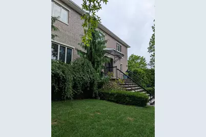 15 Lenzie Street, New York, NY 10312 - Photo 3