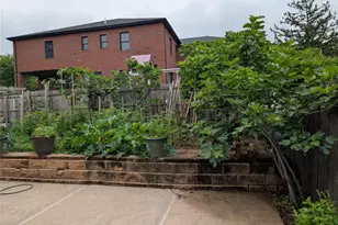 15 Lenzie St, New York, NY 10312 - Photo 19