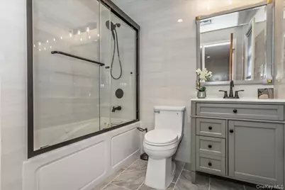 664 Clinton Avenue, Uniondale, NY 11553 - Photo 23