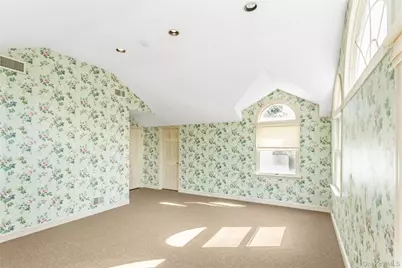 45 Orchard Meadow Road, East Williston, NY 11596 - Photo 15