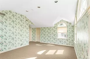 45 Orchard Meadow Rd, East Williston, NY 11596 - Photo 15