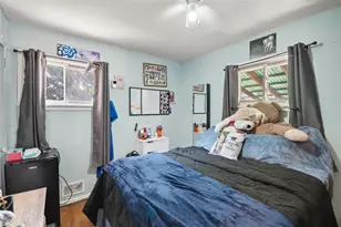 218 Grand Blvd, Brentwood, NY 11717 - Photo 11