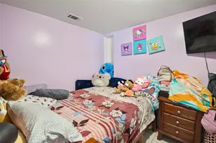 218 Grand Blvd, Brentwood, NY 11717 - Photo 15