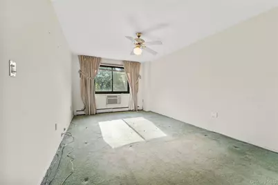 100 E Hartsdale Avenue #MiE, Hartsdale, NY 10530 - Photo 21