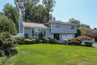 64 Hamilton Drive, Roslyn, NY 11576 - Photo 1