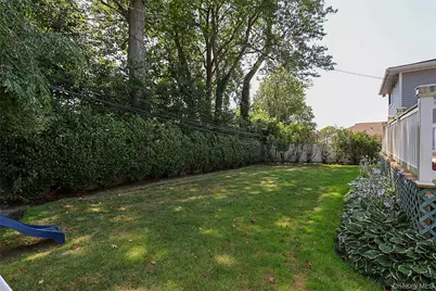 64 Hamilton Drive, Roslyn, NY 11576 - Photo 35