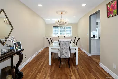 64 Hamilton Drive, Roslyn, NY 11576 - Photo 11